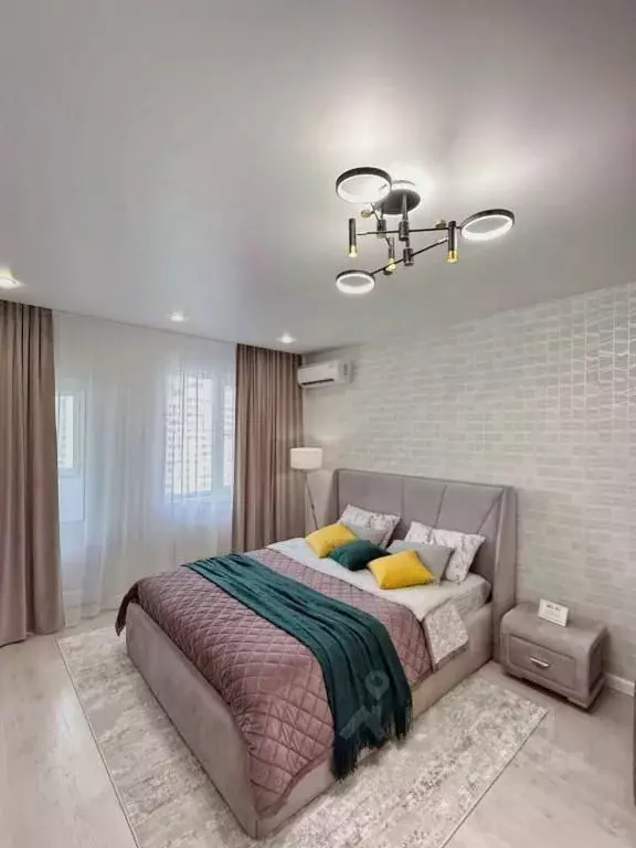 1-к кв. Татарстан, Казань ул. Фатыха Амирхана, 23 (50.0 м) - Фото 1