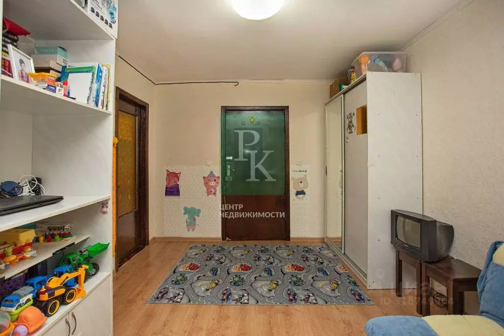 Комната Севастополь ул. Арсенальная, 27 (24.9 м) - Фото 2