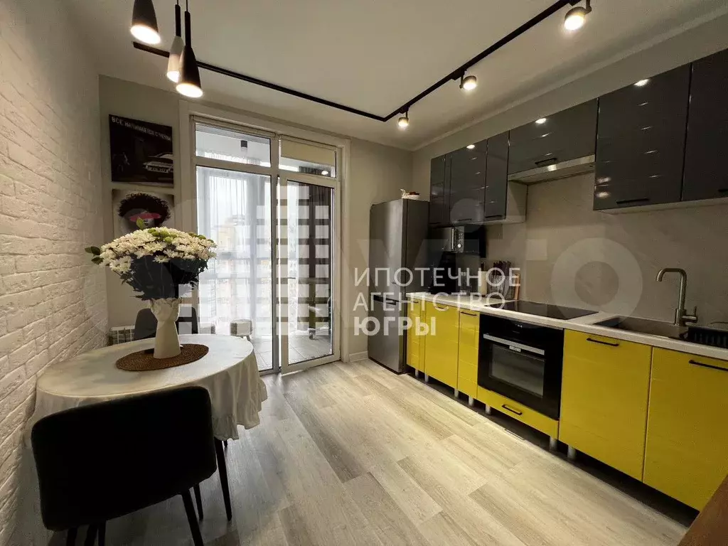 1-к. квартира, 37 м, 9/10 эт. - Фото 1