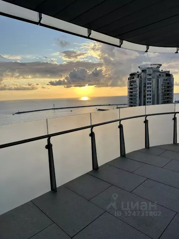 3-к кв. Краснодарский край, Сочи Центральный мкр, ул. Орджоникидзе, 17 ... - Фото 1