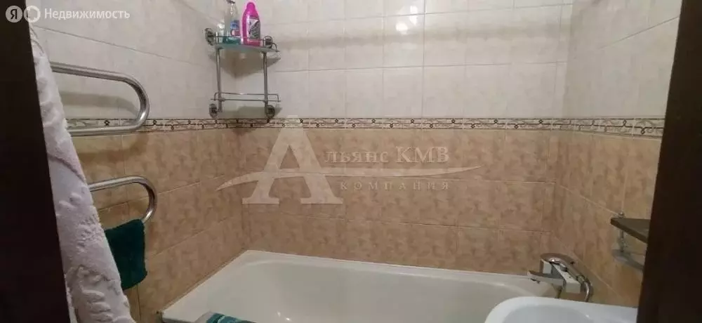 2-комнатная квартира: Кисловодск, улица Пушкина, 93 (54 м) - Фото 1