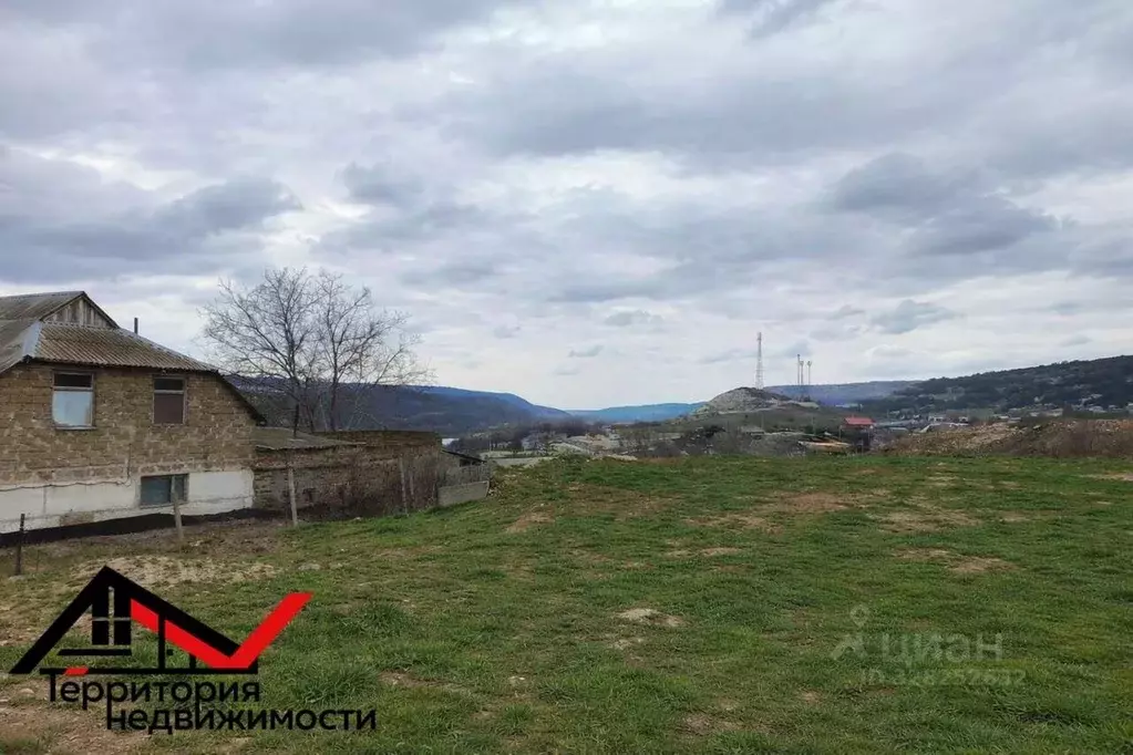 Участок в Севастополь с. Пироговка, ул. Рабочая (10.8 сот.) - Фото 2