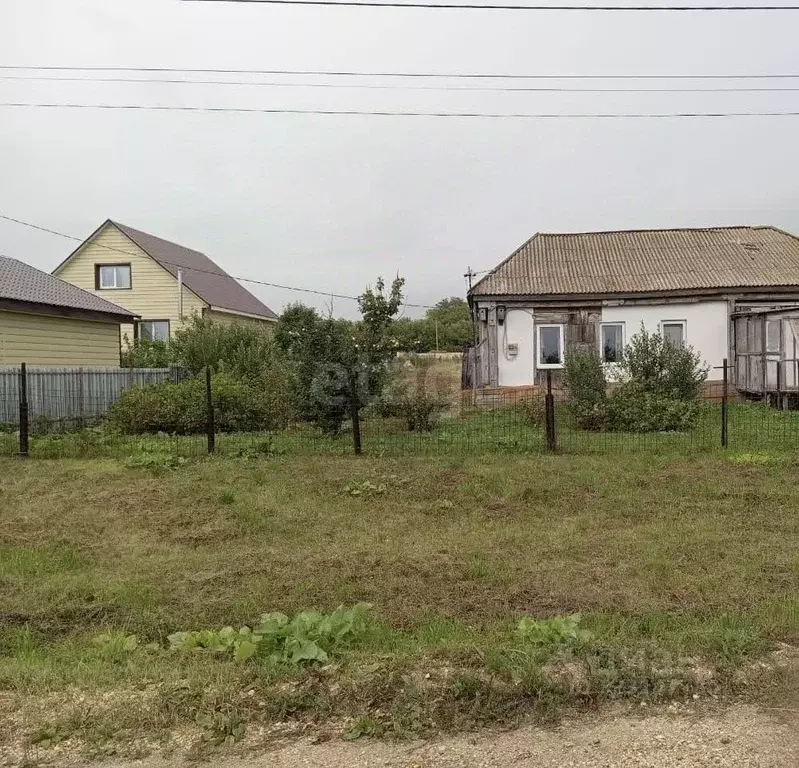 Участок в Башкортостан, Стерлитамакский район, д. Казадаевка ул. ... - Фото 1