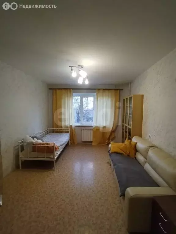 3-комнатная квартира: Омск, улица Рокоссовского, 10 (63.9 м) - Фото 2