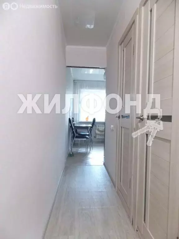 3-комнатная квартира: Кызыл, Правобережная улица, 14 (65.3 м) - Фото 0