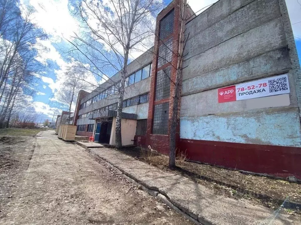 Помещение свободного назначения в Татарстан, Набережные Челны ул. ... - Фото 1