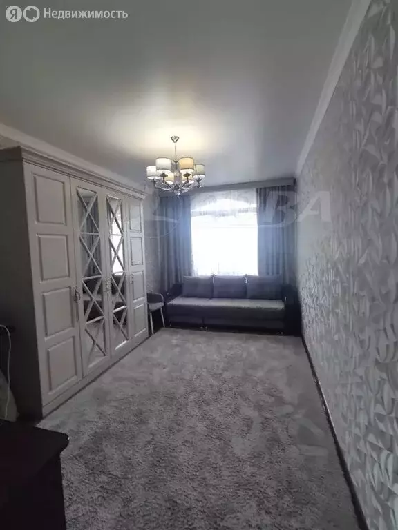 3-комнатная квартира: Махачкала, улица Кадиева, 21 (72.1 м) - Фото 1