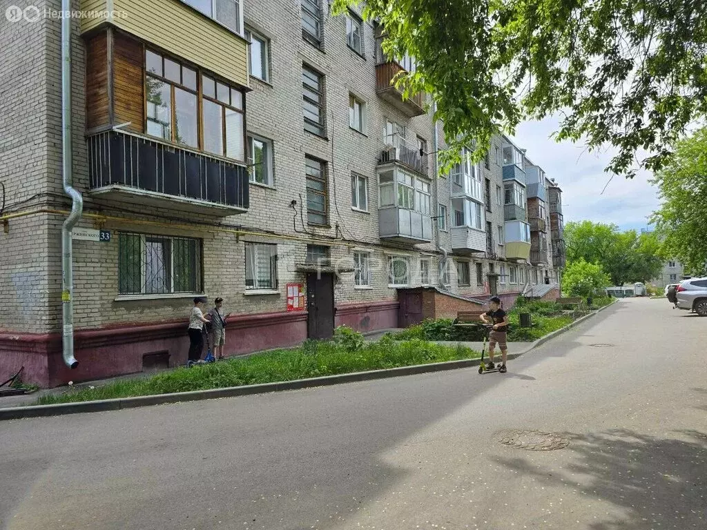 3-комнатная квартира: Алтайский край, городской округ Барнаул, рабочий ... - Фото 0