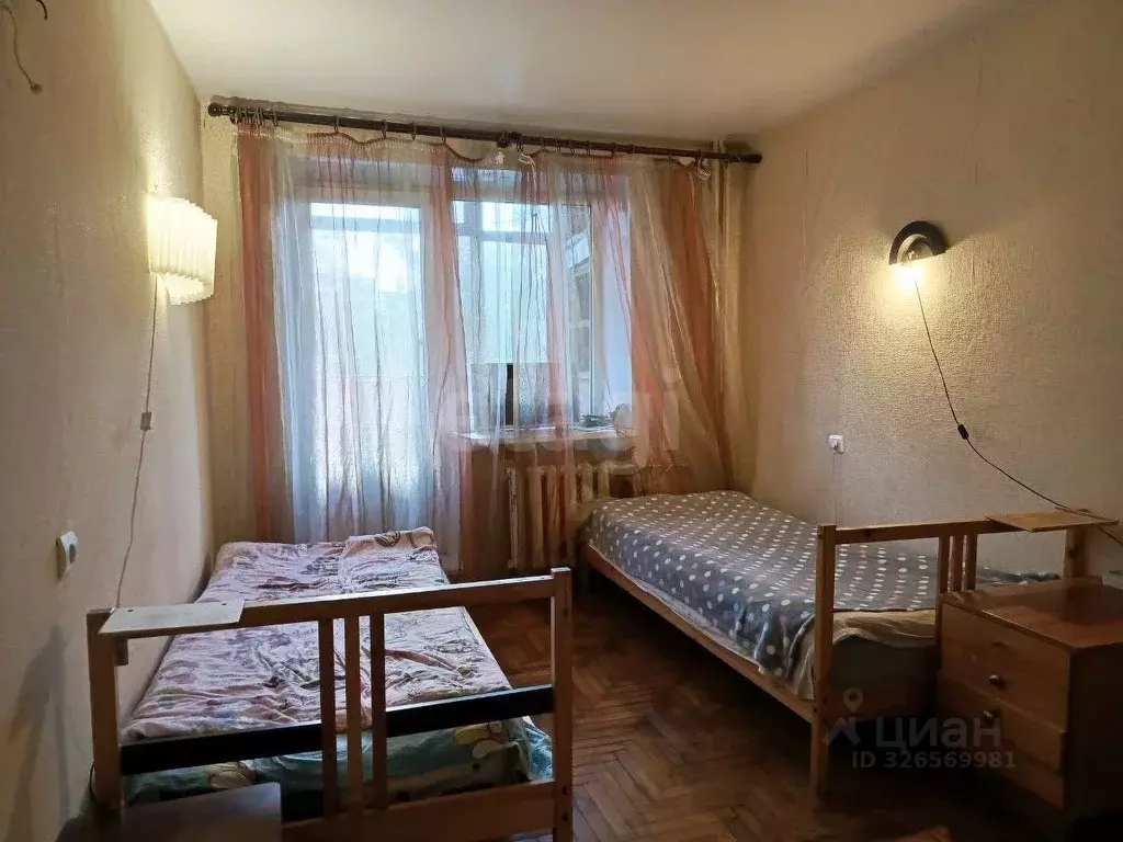 3-к кв. Ленинградская область, Кириши Советская ул., 24 (74.0 м) - Фото 1