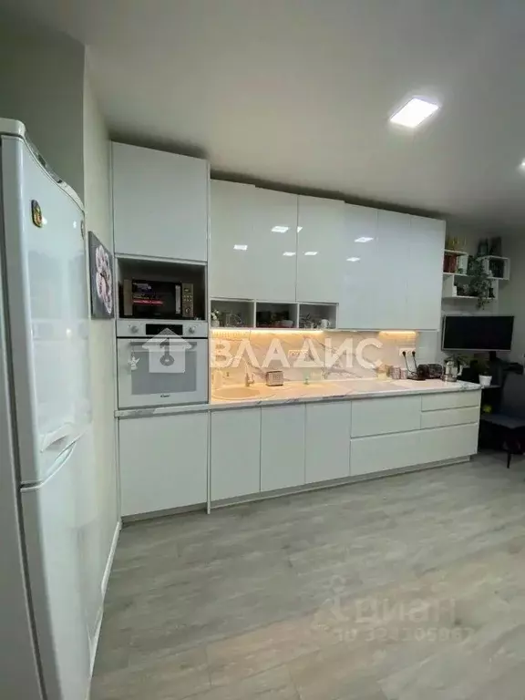 2-к кв. Московская область, Красногорск городской округ, Путилково пгт ... - Фото 0