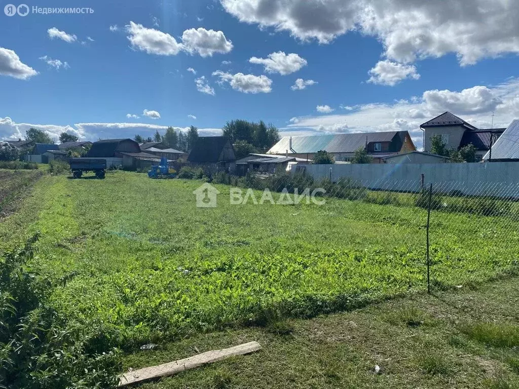 Участок в Весь, Центральная улица, 33 (7.9 м) - Фото 0