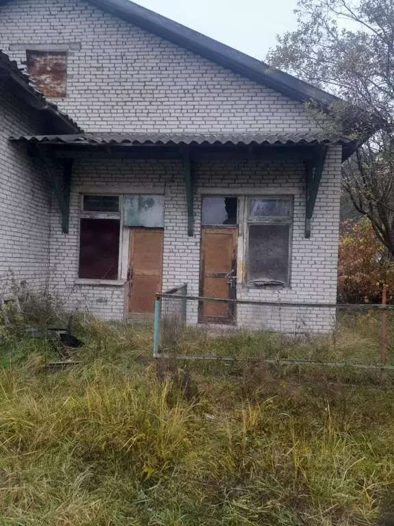 Помещение свободного назначения в Новгородская область, Хвойнинский ... - Фото 1