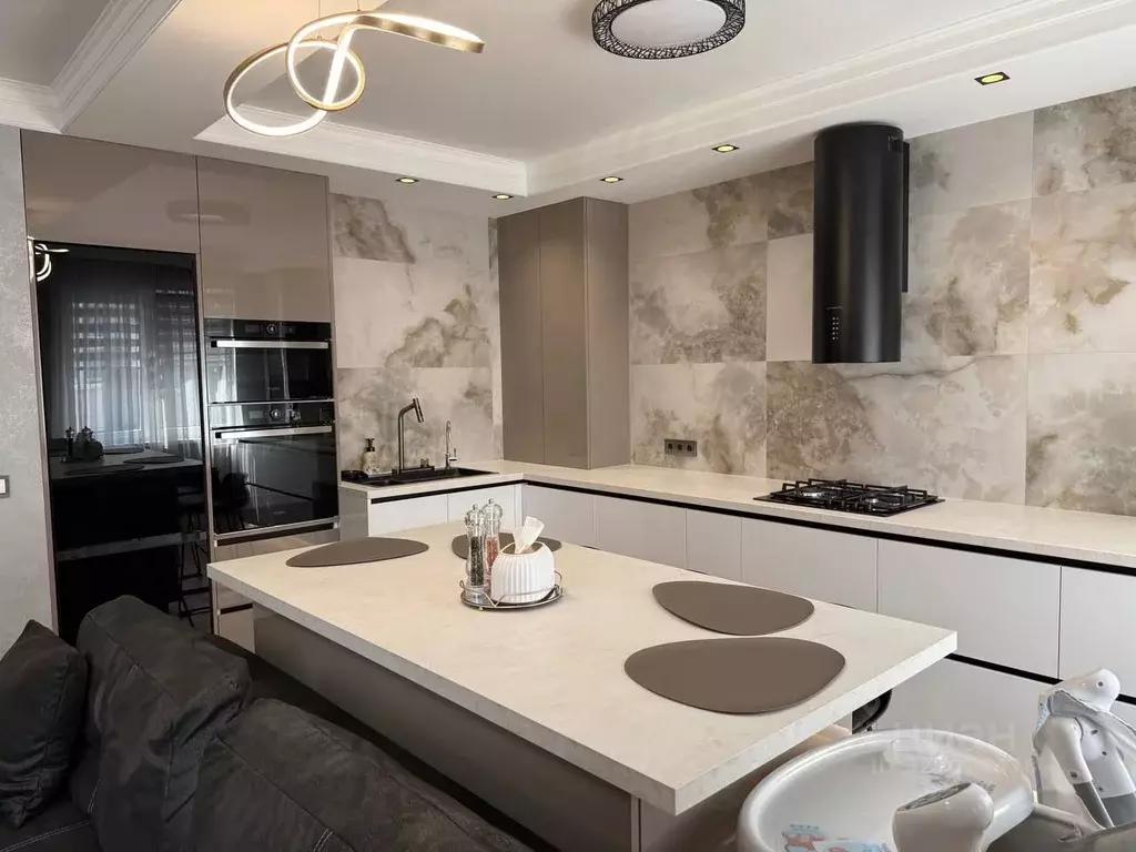 3-к кв. Калининградская область, Гурьевский муниципальный округ, пос. ... - Фото 1