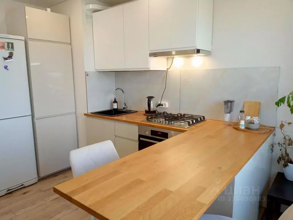 2-к кв. Омская область, Омск ул. Рокоссовского, 2 (51.5 м) - Фото 1