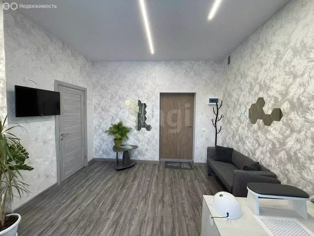 Квартира-студия: Тюмень, улица Избышева, 6 (22.4 м) - Фото 2