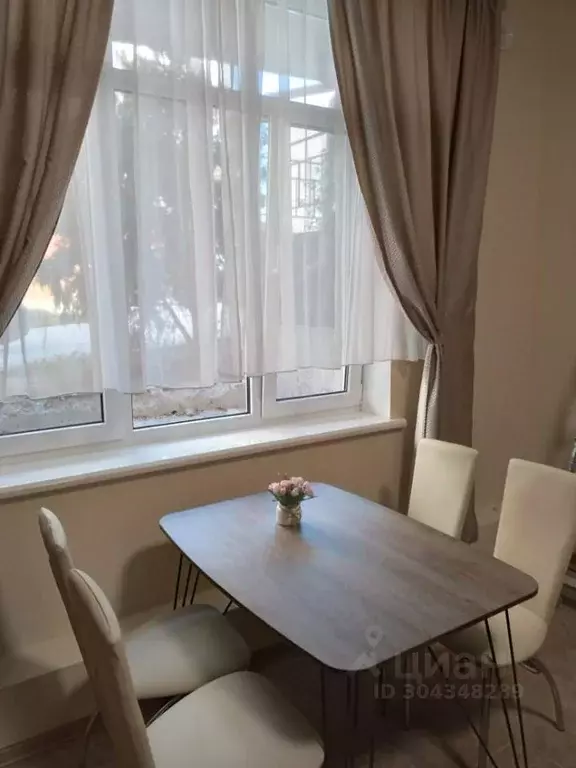 2-к кв. Севастополь ул. Челюскинцев, 57/1 (40.0 м) - Фото 0