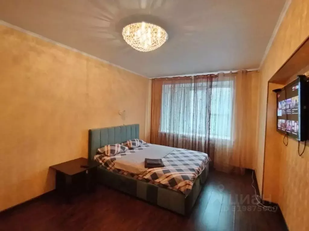 2-к кв. Орловская область, Орел наб. Дубровинского, 66 (62.0 м) - Фото 0