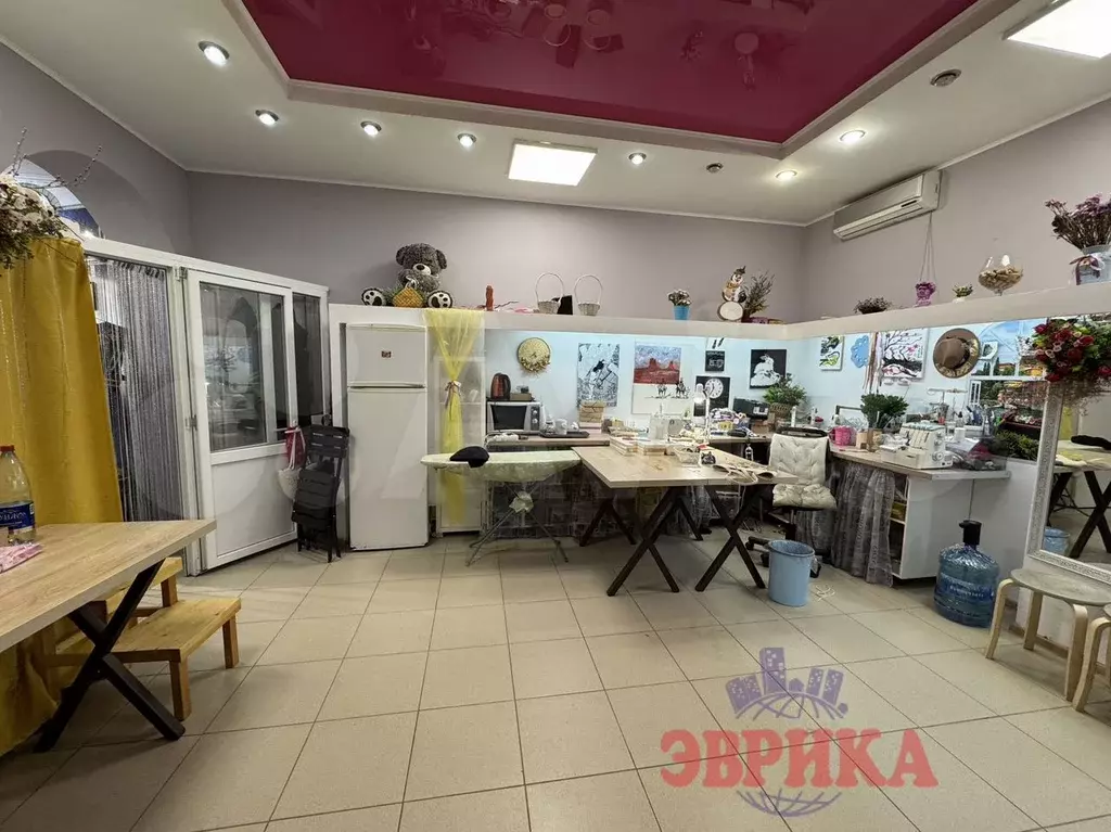 Продам торговое помещение, 100 м - Фото 1