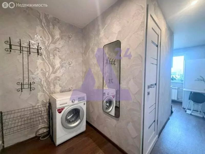 1-комнатная квартира: Барнаул, улица Антона Петрова, 63 (30.6 м) - Фото 2