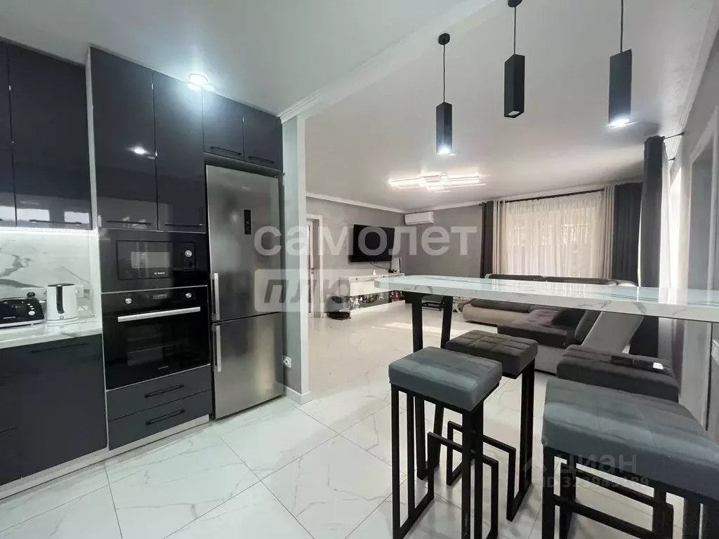 Дом в Краснодарский край, Тимашевск Приречная ул. (90 м) - Фото 1