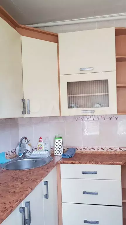 5-к. квартира, 50 м, 1/5 эт. - Фото 0