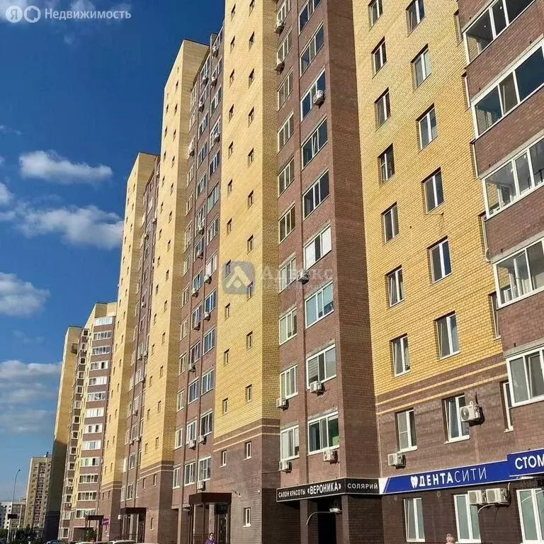 1-комнатная квартира: Тюмень, Линейная улица, 15 (66.5 м) - Фото 1