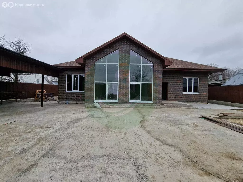 Дом в Ессентуки, Ильинская улица (180 м) - Фото 1