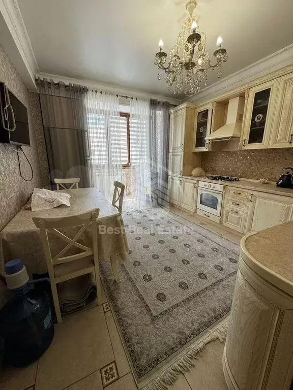 2-к. квартира, 72 м, 2/10 эт. - Фото 0