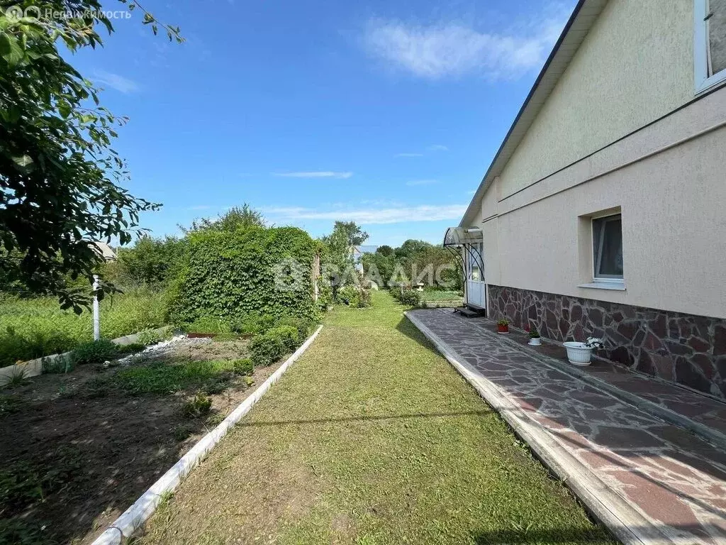 Дом в Пензенский район, Богословский сельсовет, село Малая Валяевка, ... - Фото 1