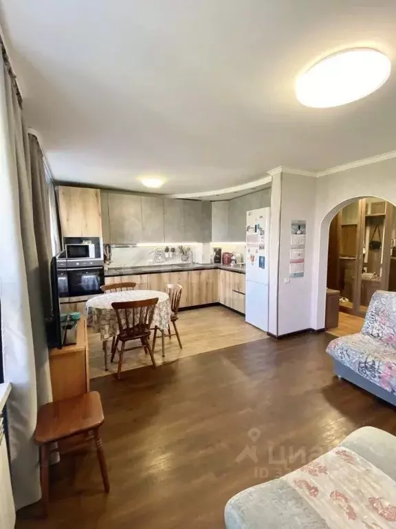 3-к кв. Бурятия, Улан-Удэ Тобольская ул., 61 (85.8 м) - Фото 2