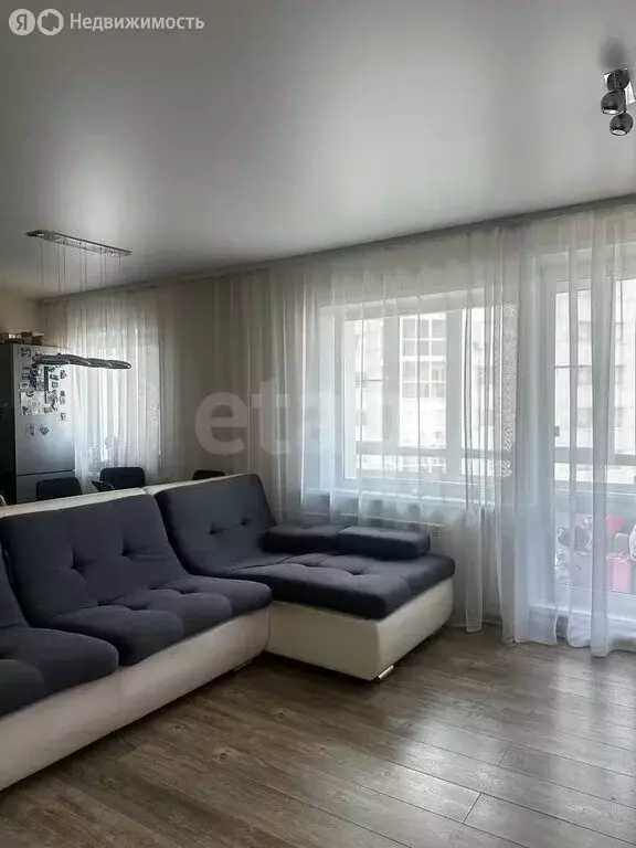 3-комнатная квартира: Иркутск, проспект Маршала Жукова, 11 (65 м) - Фото 1