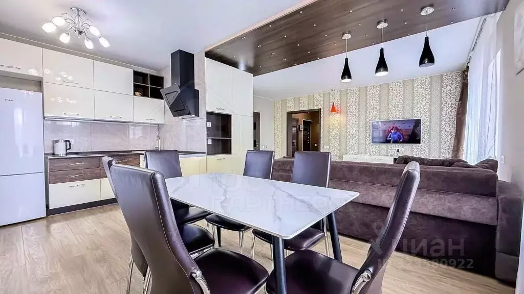 2-к кв. Иркутская область, Иркутск ул. Красных Мадьяр, 14/2 (60.0 м) - Фото 1