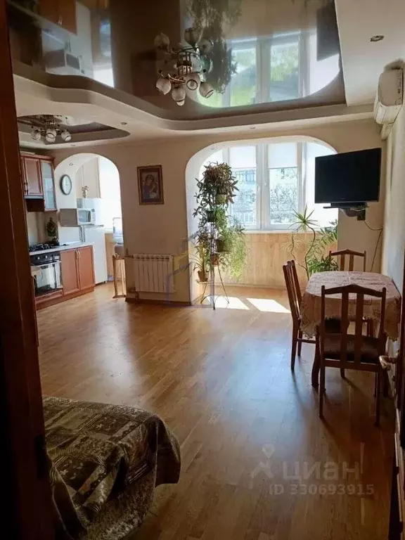 3-к кв. Крым, Евпатория ул. Перекопская, 6 (57.2 м) - Фото 1