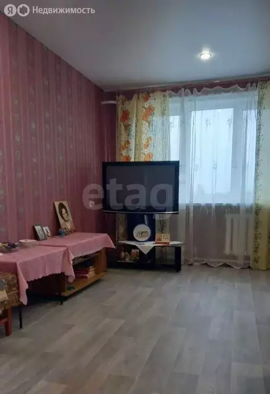 3-комнатная квартира: посёлок Орловка, Спортивная улица, 7 (64.2 м) - Фото 1