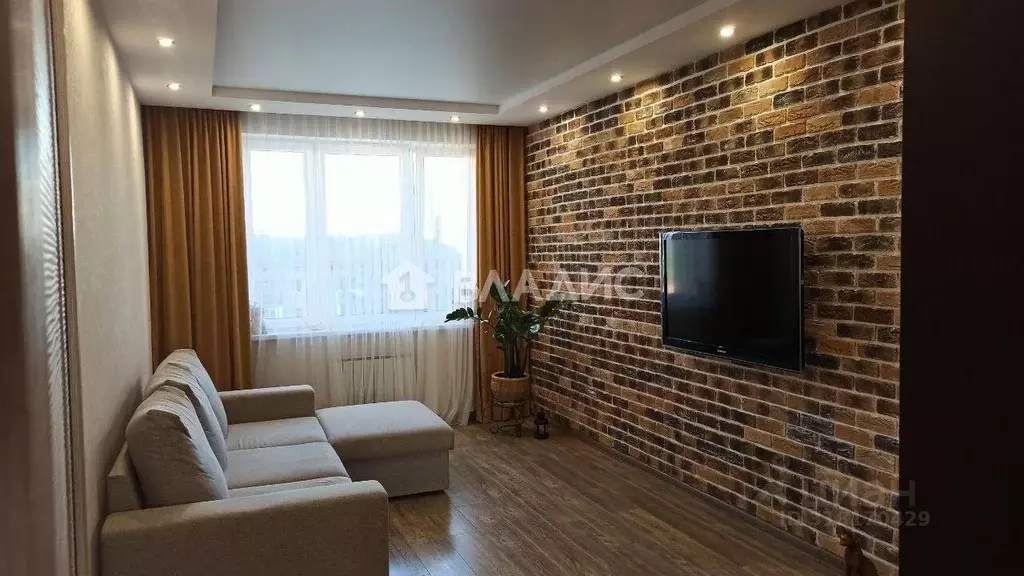 2-к кв. Башкортостан, Уфа ул. Аксакова, 81/1 (56.5 м) - Фото 0
