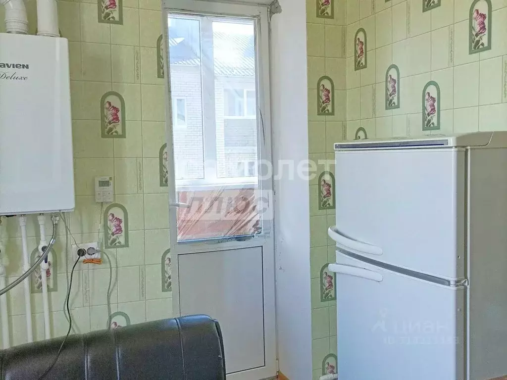 1-к кв. Калужская область, Киров Октябрьская ул., 2А (34.3 м) - Фото 0