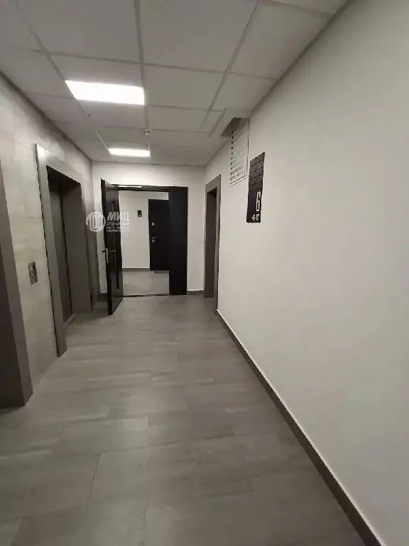 Продается 3-комнатная квартира - Фото 1