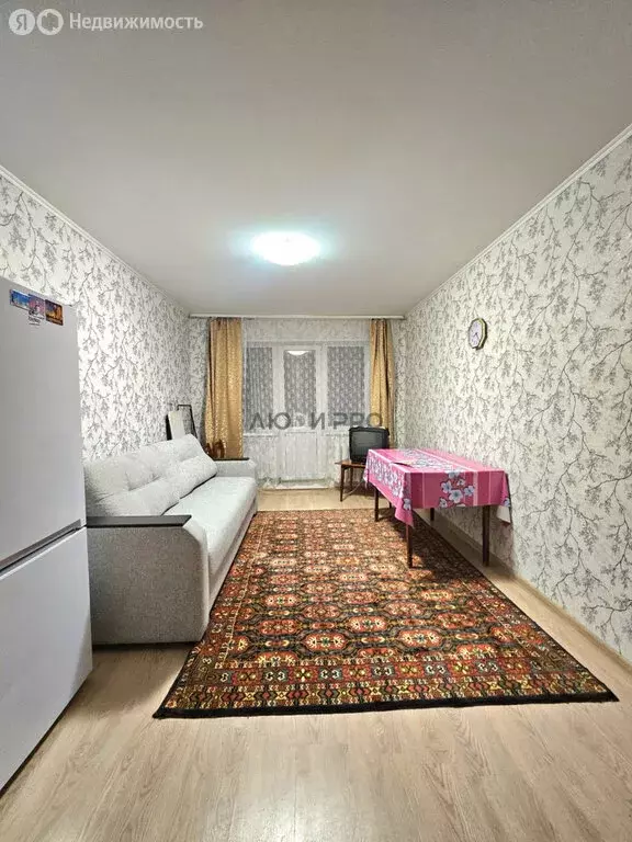 3-комнатная квартира: Уфа, улица Шафиева, 12/1 (57.2 м) - Фото 2