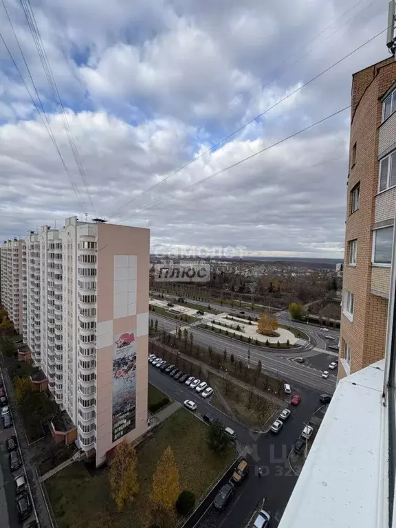 3-к кв. Курская область, Курск просп. Победы, 14 (76.7 м) - Фото 2