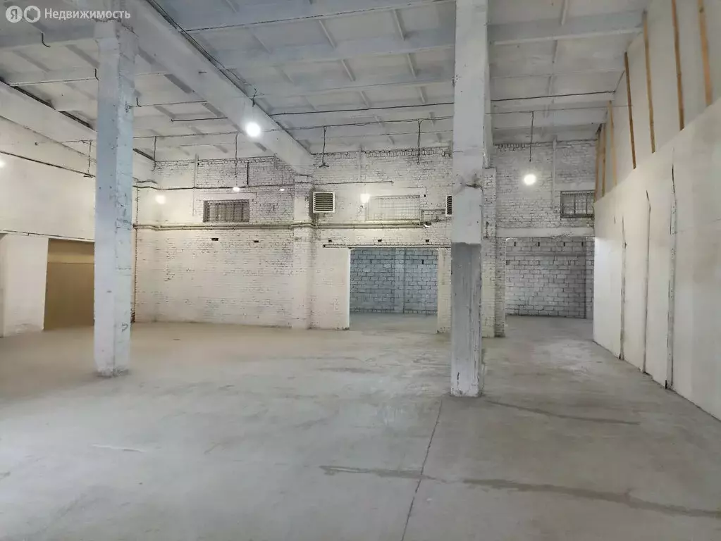 Склад (650 м) - Фото 0