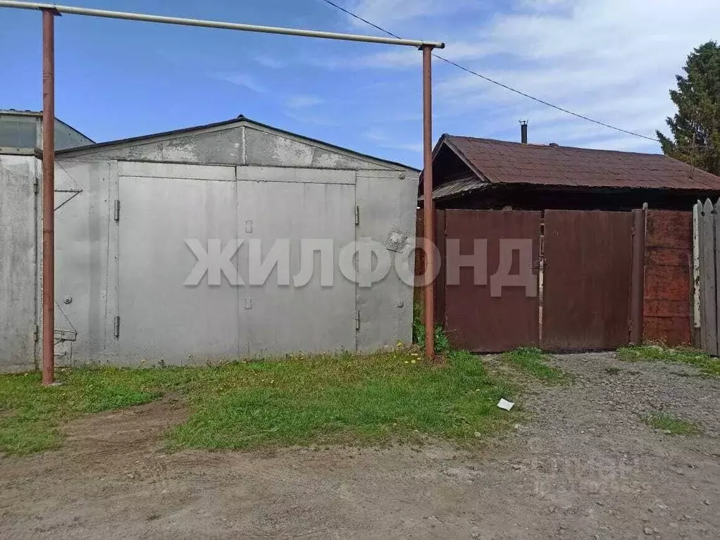 Дом в Новосибирская область, Новосибирский район, с. Кубовая пер. ... - Фото 1