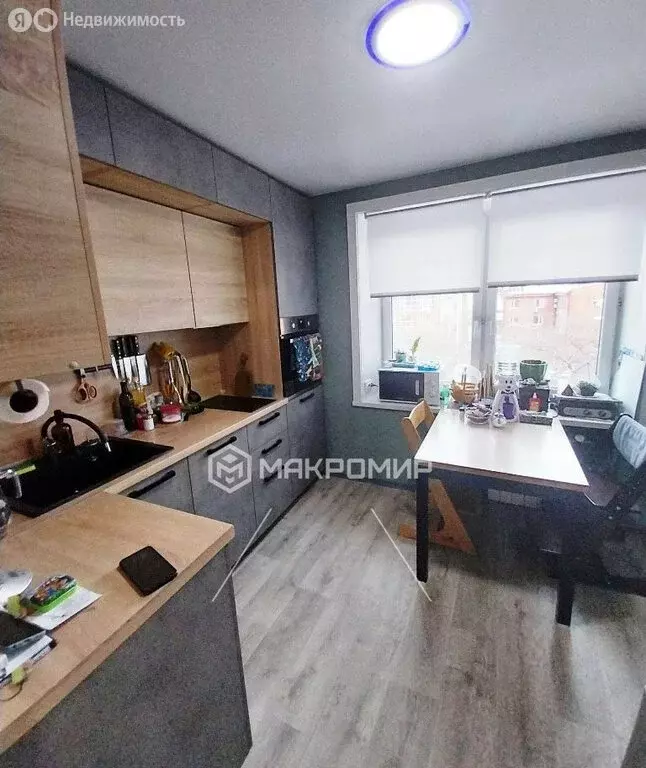 4-комнатная квартира: Иркутск, улица Лапина, 13 (96.1 м) - Фото 1