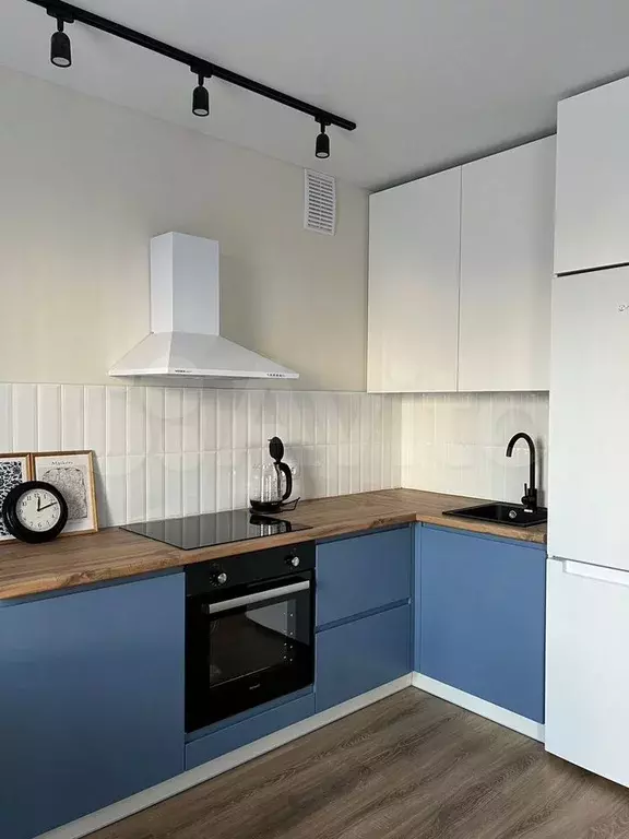 Квартира-студия, 31 м, 1/10 эт. - Фото 1