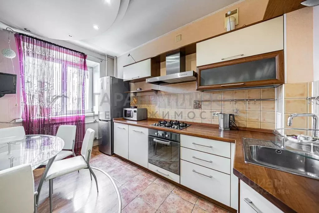 2-к кв. Липецкая область, Липецк ул. Имени Мичурина, 22А (65.0 м) - Фото 1