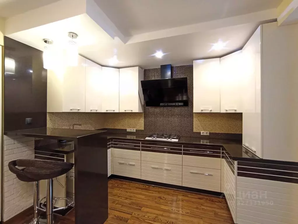 3-к кв. Чувашия, Чебоксары ул. Филиппа Лукина, 4 (104.0 м) - Фото 2