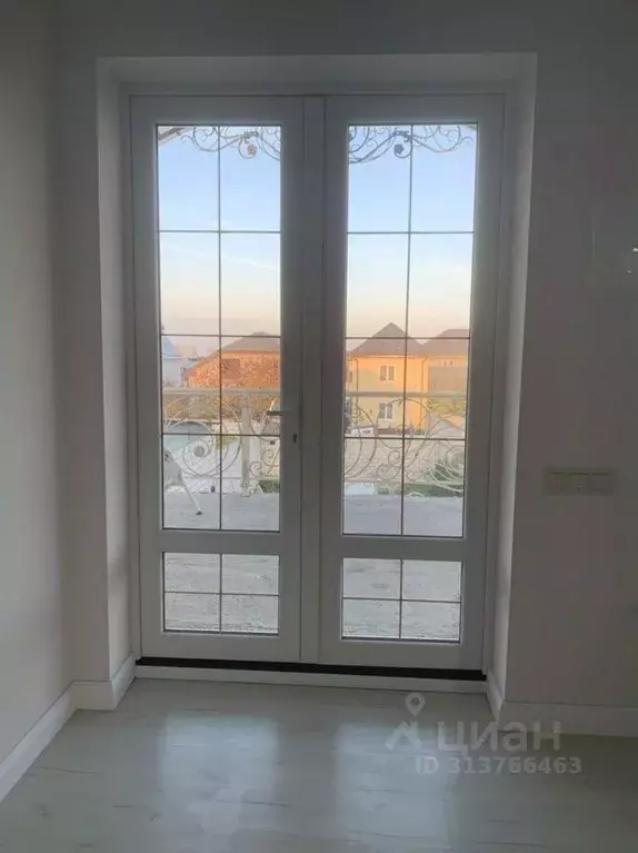 Дом в Кабардино-Балкария, Нальчик Осетинская ул., 90 (260 м) - Фото 1