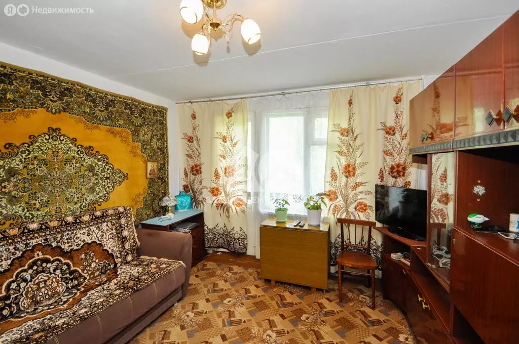 2-комнатная квартира: Новосибирск, Универсальная улица, 8 (43.8 м) - Фото 1