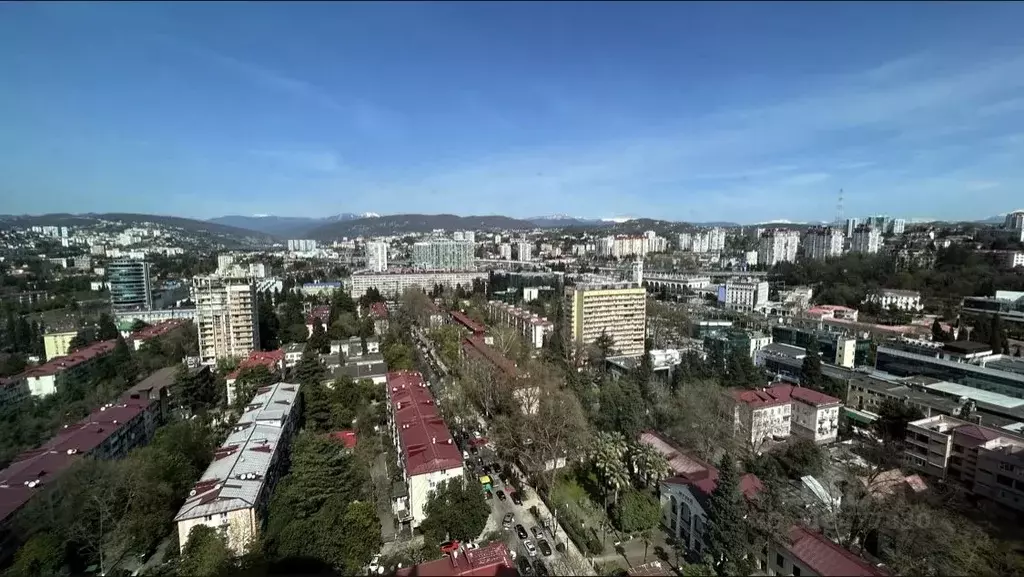 3-к кв. Краснодарский край, Сочи Центральный мкр, ул. Воровского, 41 ... - Фото 0