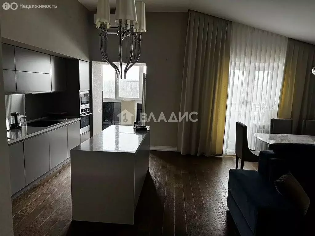 3-комнатная квартира: Вологда, набережная 6-й Армии, 25 (94 м) - Фото 2