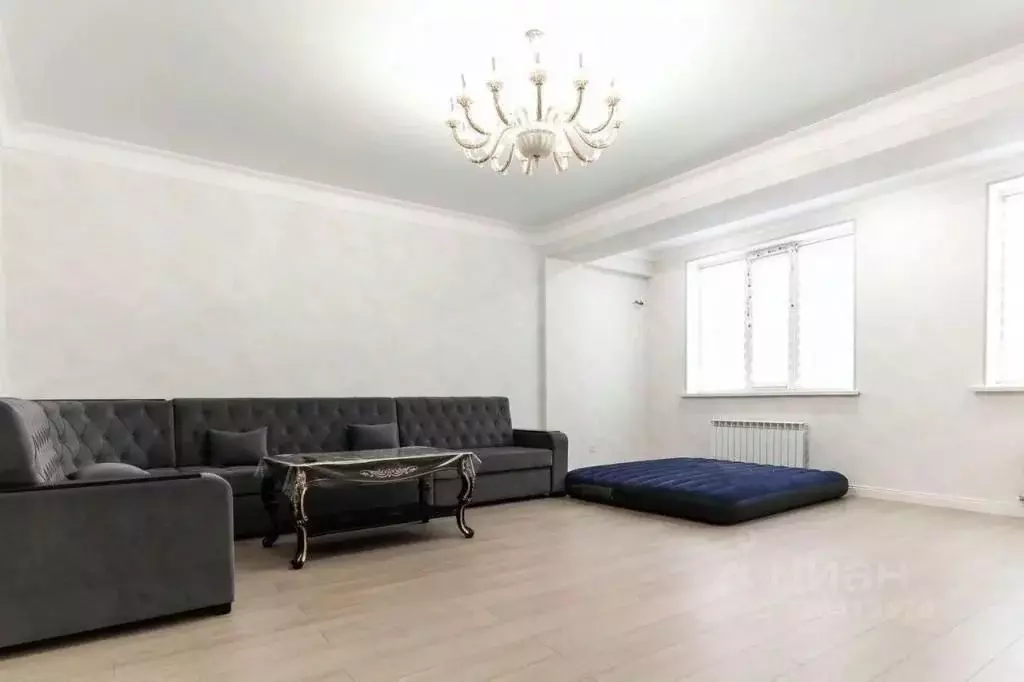 2-к кв. Дагестан, Махачкала туп. 2-й Гапцахский, 18 (90.0 м) - Фото 1
